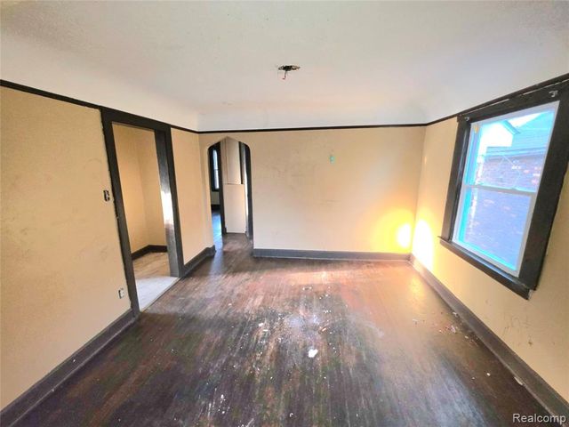 11461 Sanford Street, Detroit, MI 48205