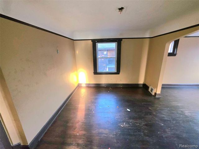 11461 Sanford Street, Detroit, MI 48205