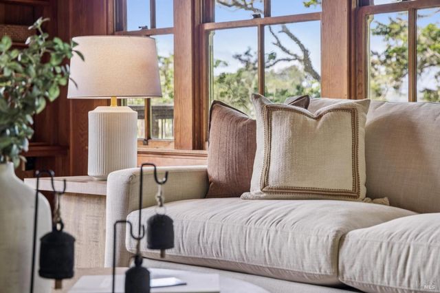 50 Dundee Way, Inverness, CA 94937