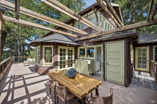 50 Dundee Way, Inverness, CA 94937