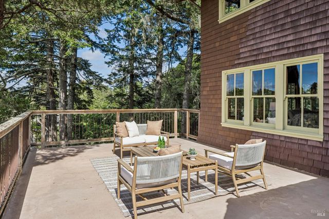 50 Dundee Way, Inverness, CA 94937