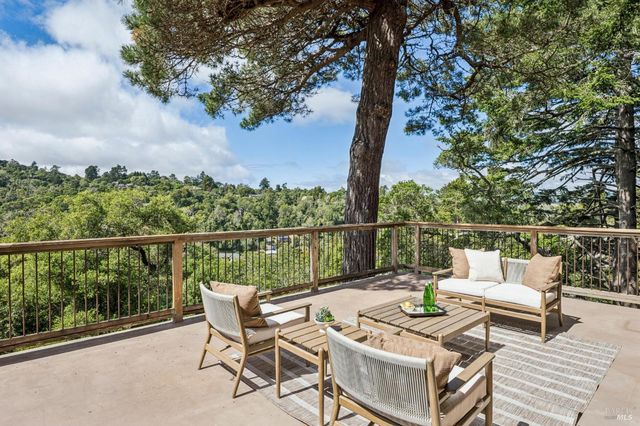 50 Dundee Way, Inverness, CA 94937