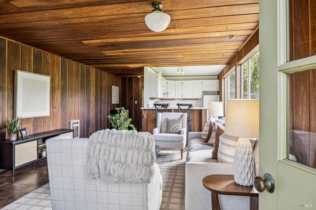 50 Dundee Way, Inverness, CA 94937