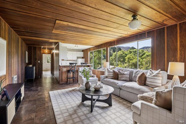 50 Dundee Way, Inverness, CA 94937