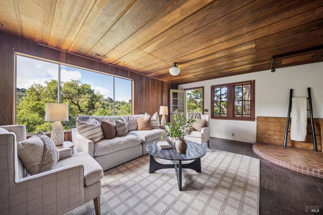 50 Dundee Way, Inverness, CA 94937