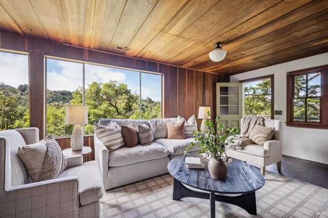 50 Dundee Way, Inverness, CA 94937