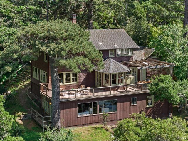 50 Dundee Way, Inverness, CA 94937