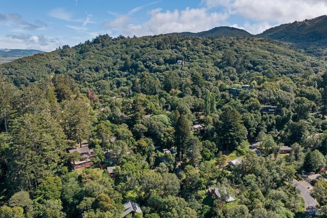 50 Dundee Way, Inverness, CA 94937