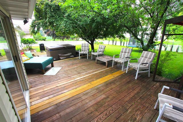 2933 SUNRAY LANE, Green Bay, WI 54313