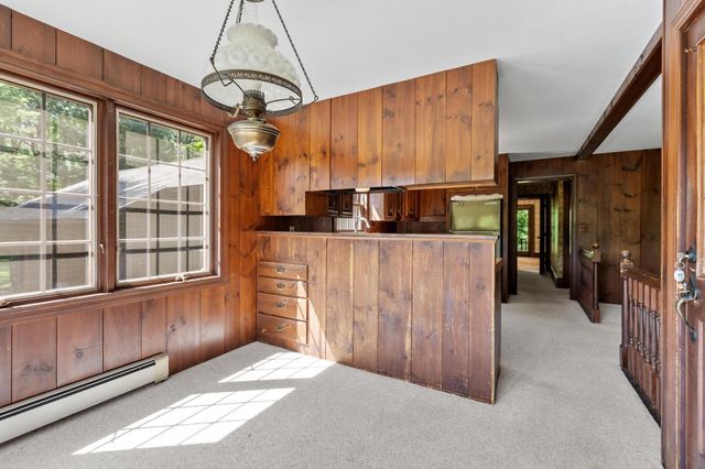 261 West St, Lunenburg, MA 01462