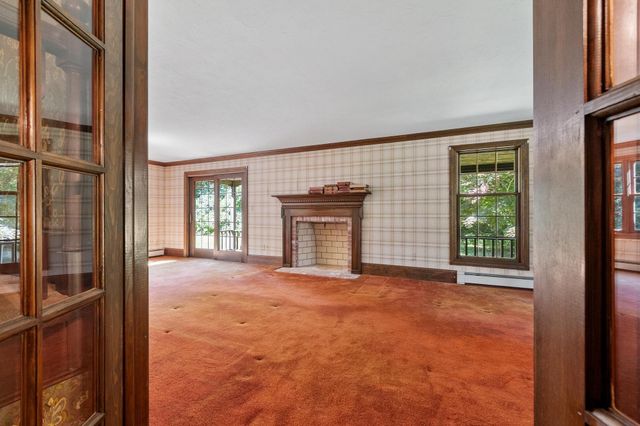 261 West St, Lunenburg, MA 01462