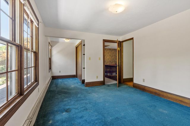 261 West St, Lunenburg, MA 01462