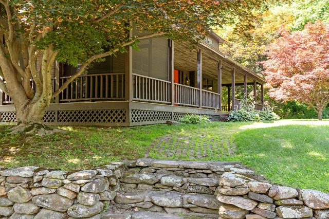 261 West St, Lunenburg, MA 01462
