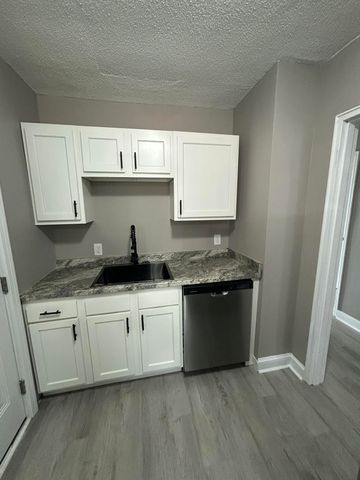 1014 Tahoe DR, Collinsville, VA 24078