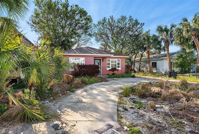 420 77TH AVENUE, St Pete Beach, FL 33706