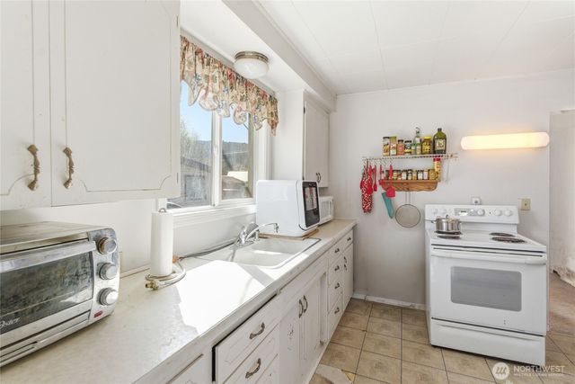 626 Highland Drive, Wenatchee, WA 98801