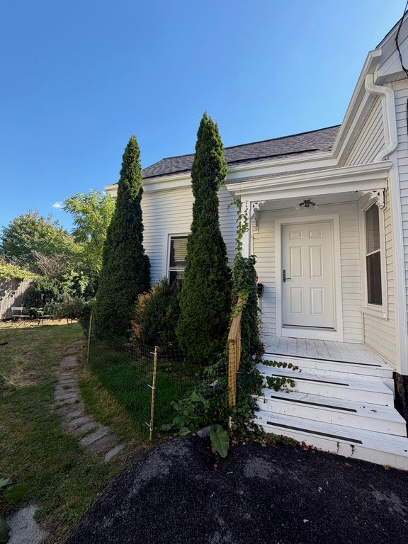 15 Hemlock Street, Portland, ME 04102 — photo 2
