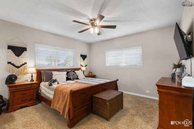 301 N WALNUT STREET, Holliday, TX 76366