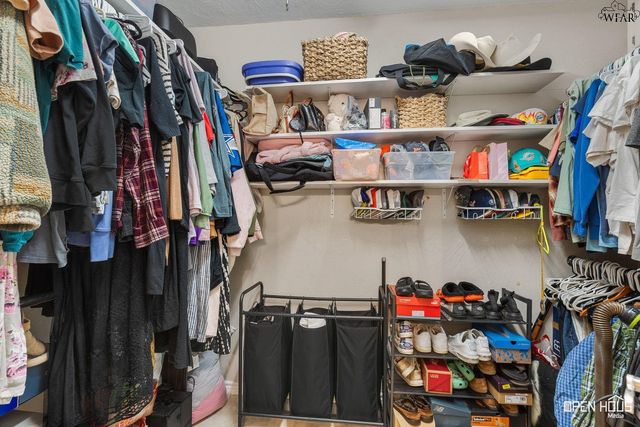 301 N WALNUT STREET, Holliday, TX 76366