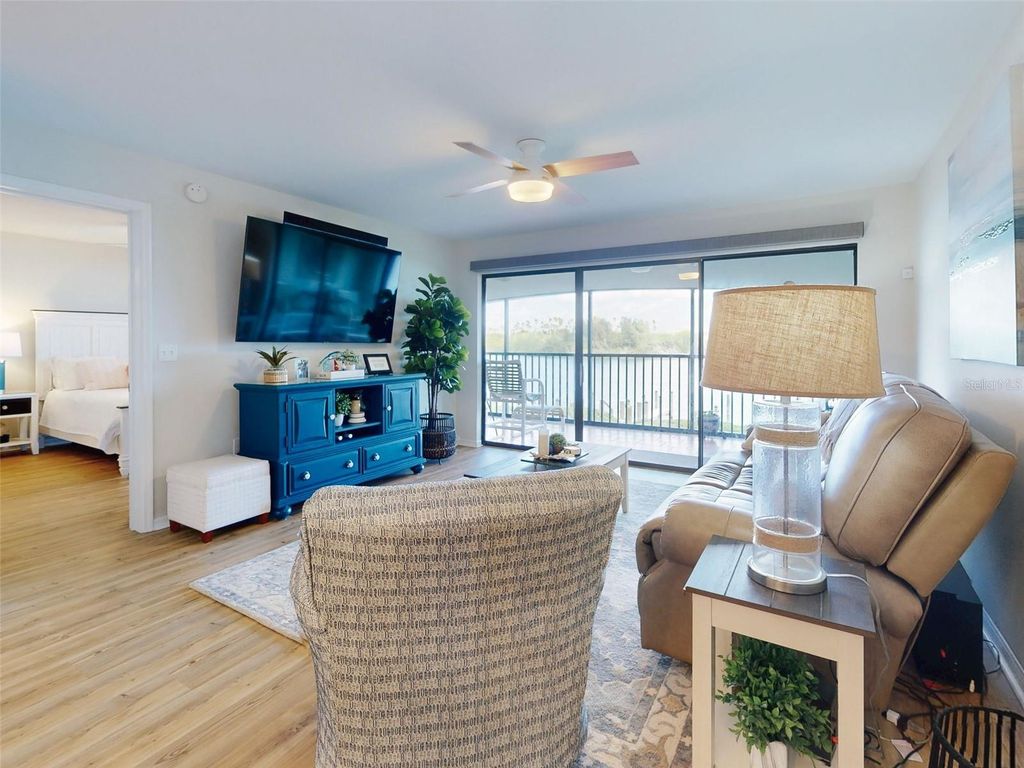 Image 17 of property listing at 454 BOUCHELLE DRIVE 202, New Smyrna Beach, FL 32169