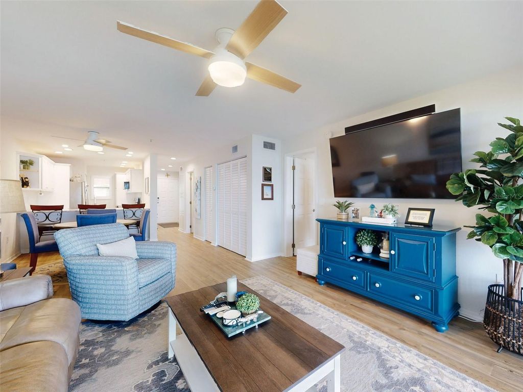 Image 18 of property listing at 454 BOUCHELLE DRIVE 202, New Smyrna Beach, FL 32169