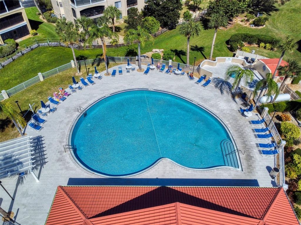 Image 45 of property listing at 454 BOUCHELLE DRIVE 202, New Smyrna Beach, FL 32169