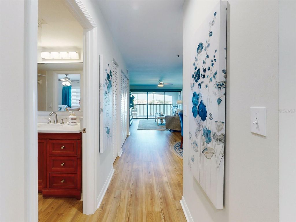 Image 9 of property listing at 454 BOUCHELLE DRIVE 202, New Smyrna Beach, FL 32169