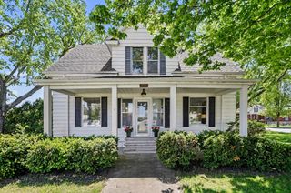1368 W Lemon Creek, Baroda Vllg, MI 49101