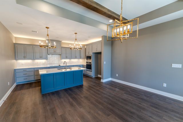 2620 W Shearwater St, Wichita, KS 67204