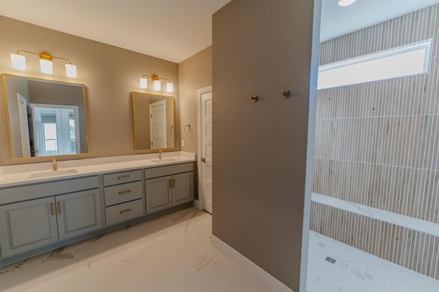 2620 W Shearwater St, Wichita, KS 67204