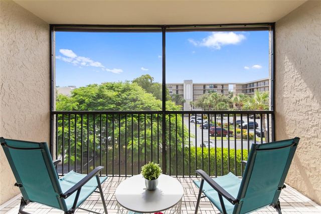 16 Royal Palm Way 302, Boca Raton, FL 33432