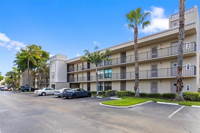 16 Royal Palm Way 302, Boca Raton, FL 33432