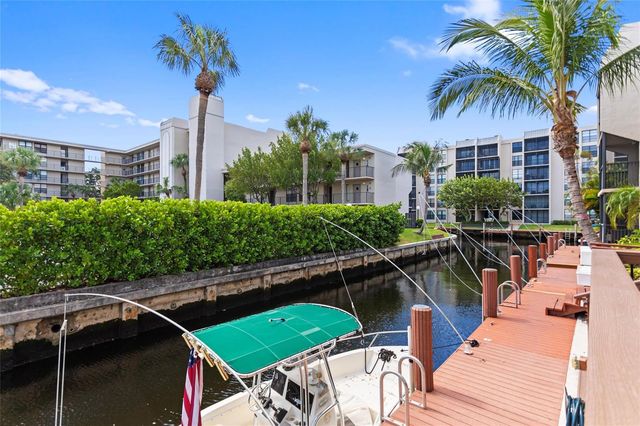 16 Royal Palm Way 302, Boca Raton, FL 33432
