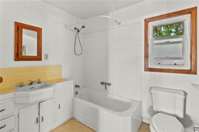 1344 N Parish Pl, Burbank, CA 91506