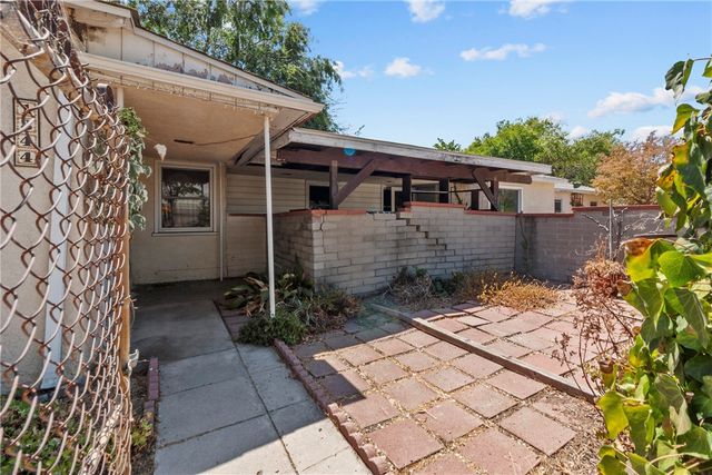 1344 N Parish Pl, Burbank, CA 91506