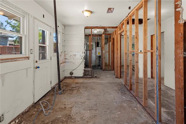 1344 N Parish Pl, Burbank, CA 91506