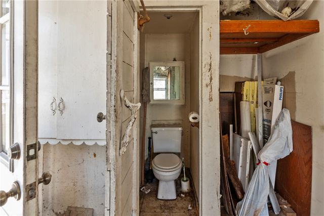 1344 N Parish Pl, Burbank, CA 91506