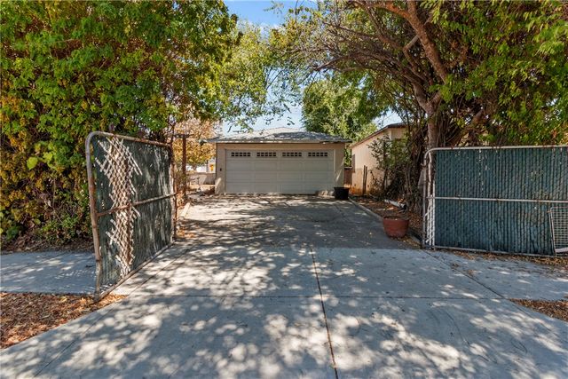 1344 N Parish Pl, Burbank, CA 91506