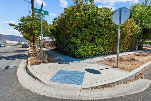 1344 N Parish Pl, Burbank, CA 91506