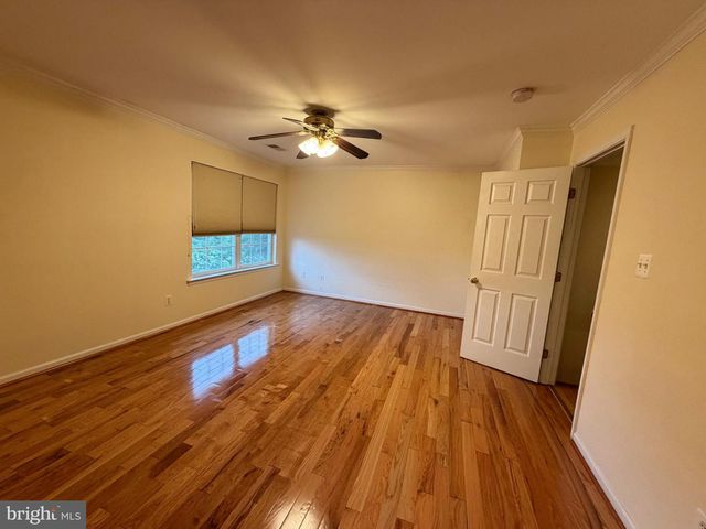 20108 HARDWOOD TER, Ashburn, VA 20147