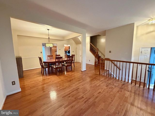 20108 HARDWOOD TER, Ashburn, VA 20147