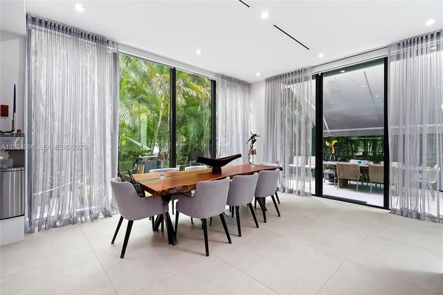 311 SE 189th St., Sunny Isles Beach, FL 33160