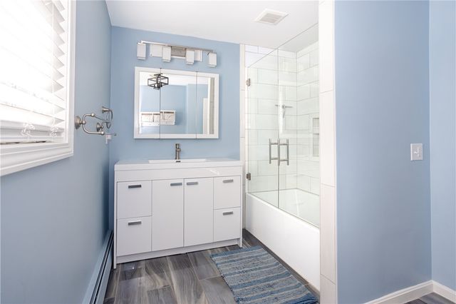 68 Fox Run, Cranston, RI 02921