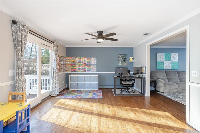 68 Fox Run, Cranston, RI 02921