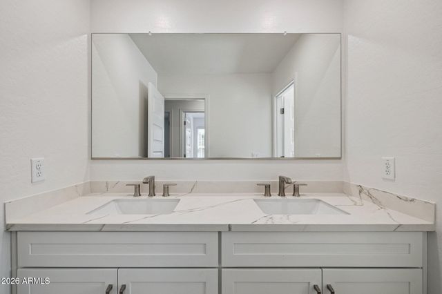 32548 N SMOKE VIEW Trail, Peoria, AZ 85383