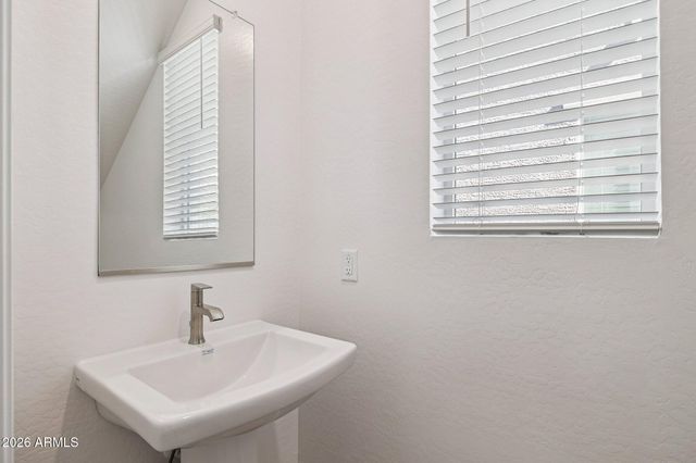 32548 N SMOKE VIEW Trail, Peoria, AZ 85383