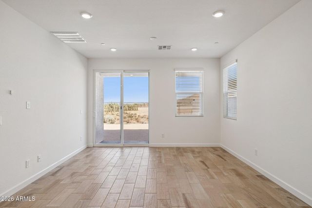 32548 N SMOKE VIEW Trail, Peoria, AZ 85383