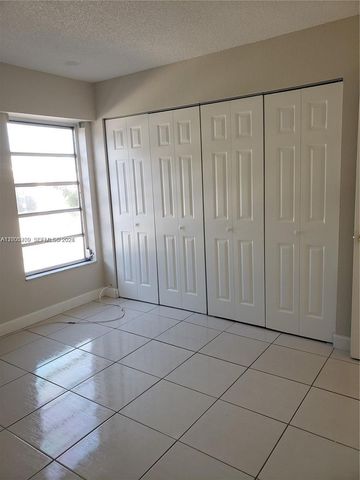 4550 W 16th Ave 301, Hialeah, FL 33012