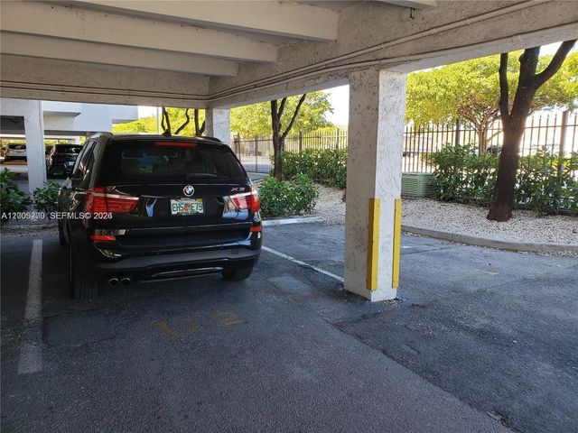 4550 W 16th Ave 301, Hialeah, FL 33012