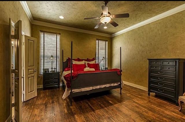 5249 Cornerwood Drive, Fort Worth, TX 76244